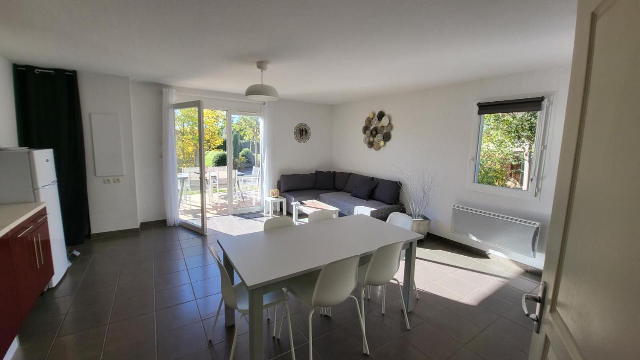 Maison Village Vacances Demeures Du Ventoux أوبيغنان المظهر الخارجي الصورة