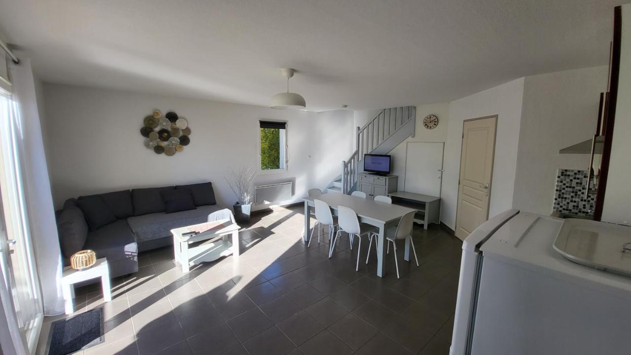 Maison Village Vacances Demeures Du Ventoux أوبيغنان المظهر الخارجي الصورة